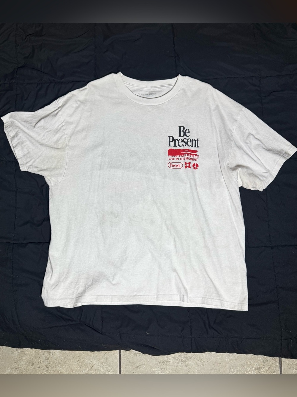 Be Present White Graphic Tee 🔥